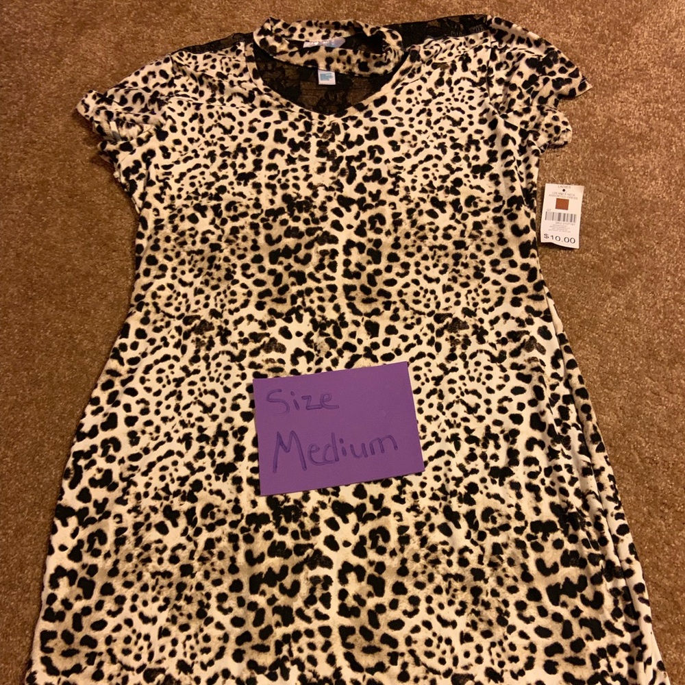 New with tags lace on back